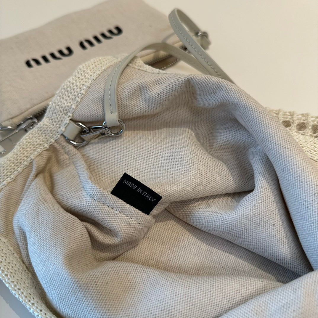 Miu’ beach tote bag white canvas