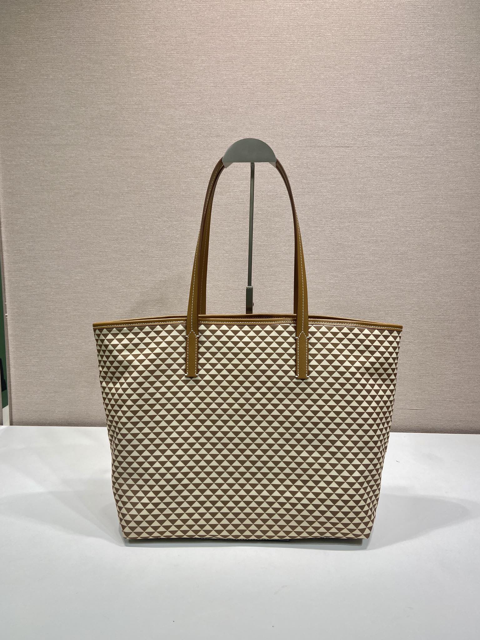 TOTE BAG 33 IN Brown MIX Cream Triangle Pattern Embroidered Fabric