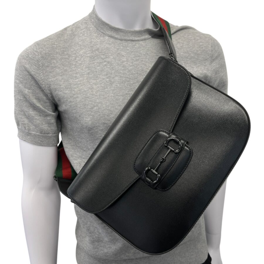 Gucci Horsebit black bag – front view