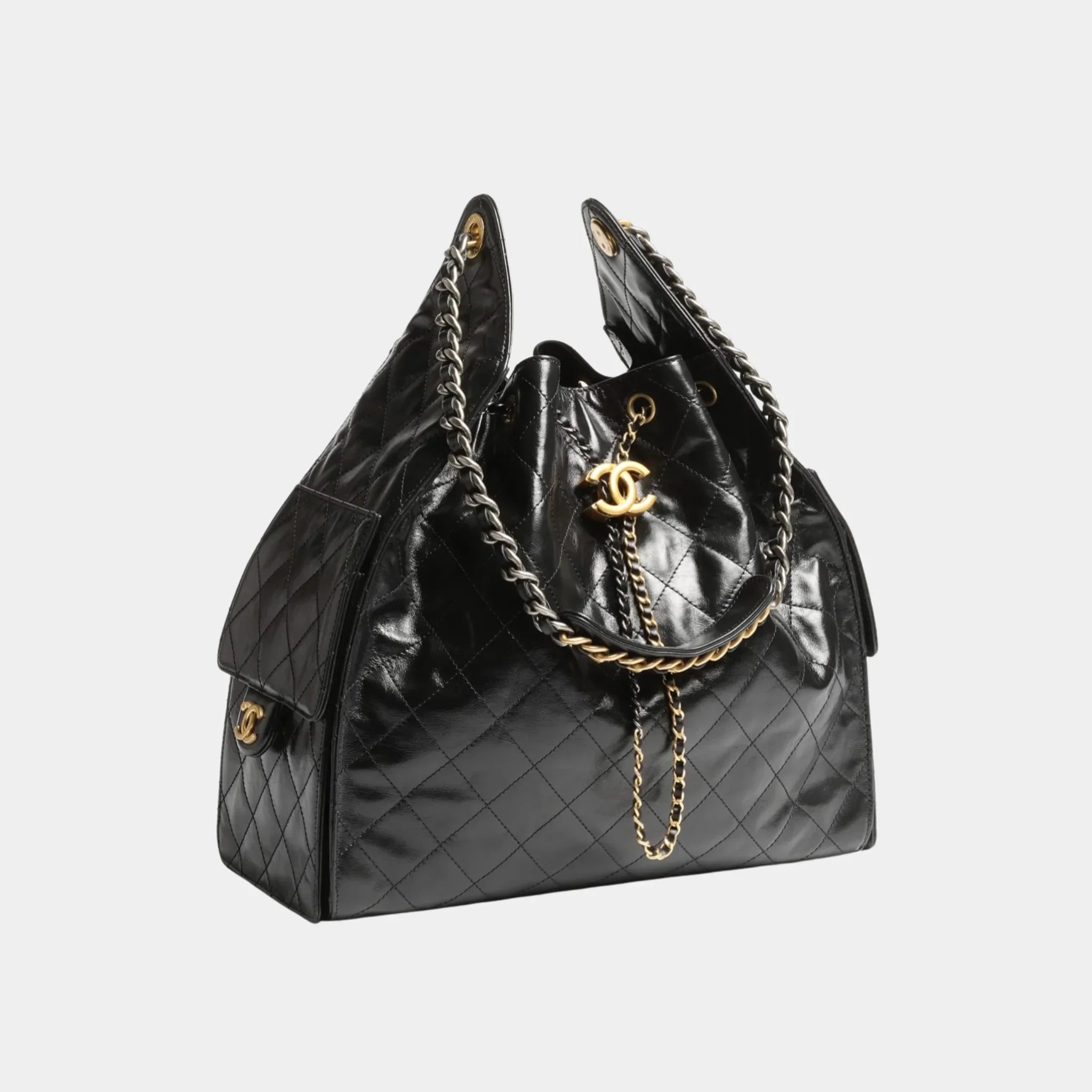 Chanel 25 Medium Handbag In Shiny Crumpled Calfskin