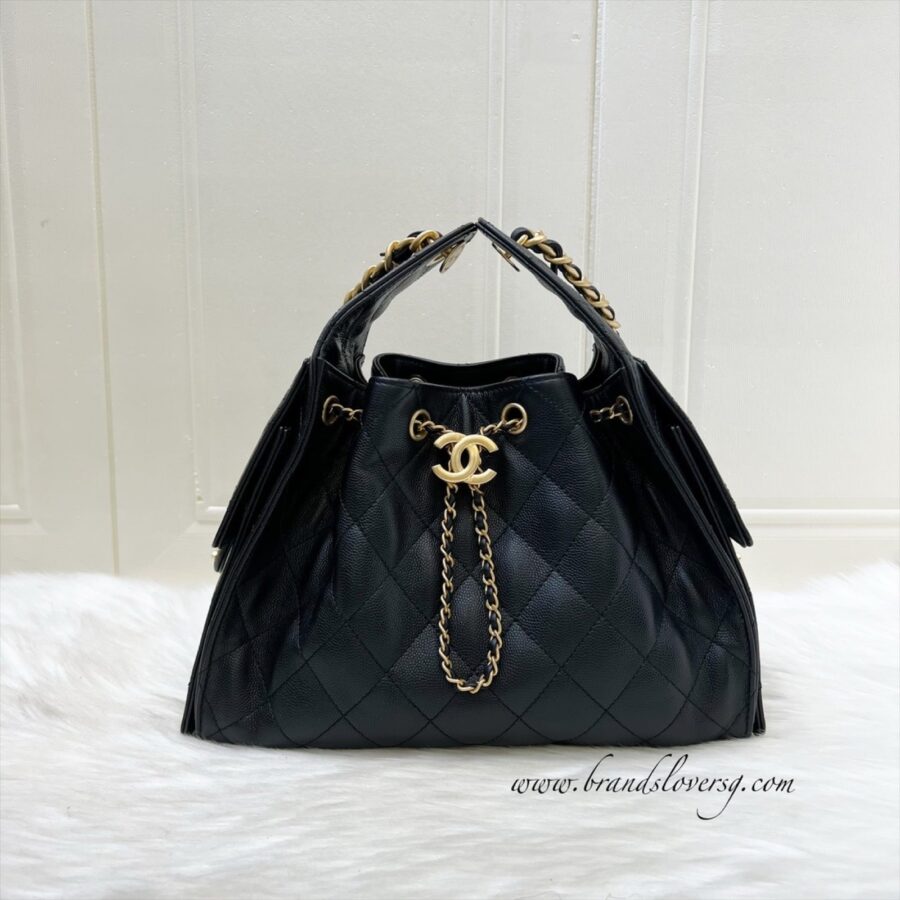 Chanel Hobo black bag – front view