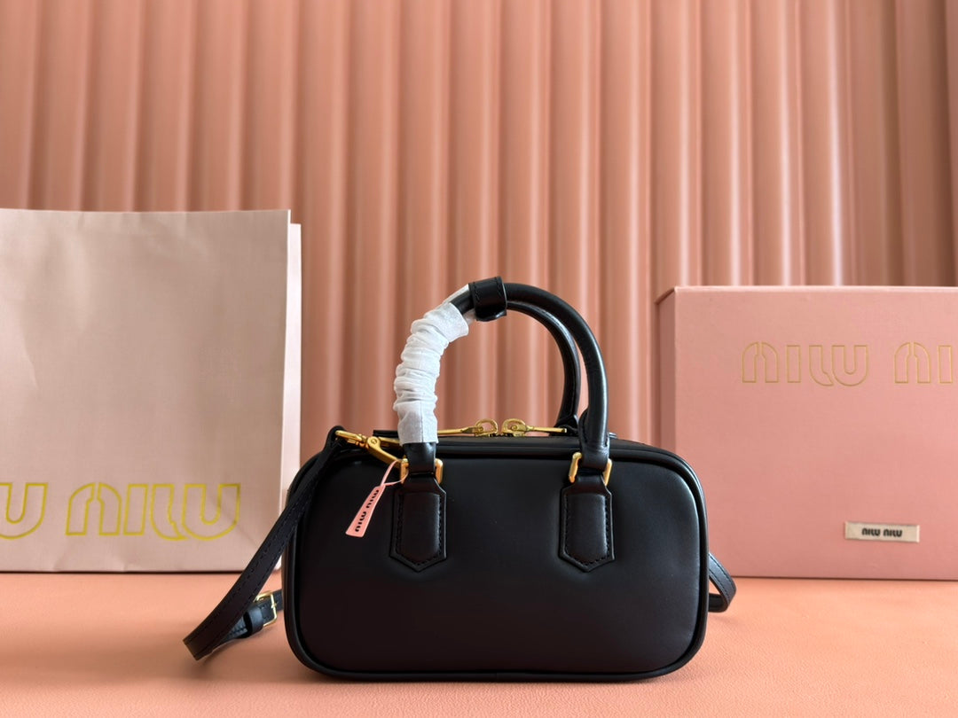ARCADIE BAG 19 IN BLACK SHINY CALFSKIN - Product Image 2