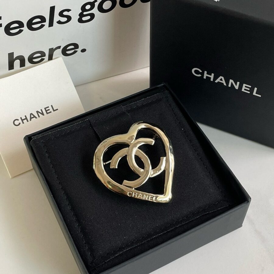 Chanel handbag – front view